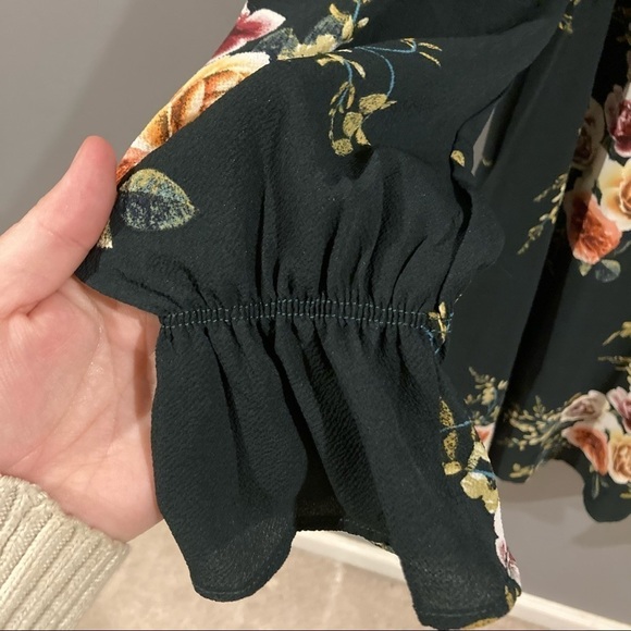 Jodifl Hunter Green Floral Dress - Picture 6 of 6